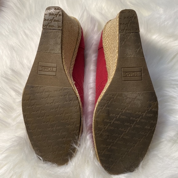 TOMS red espadrilles size 8 - Picture 3 of 5